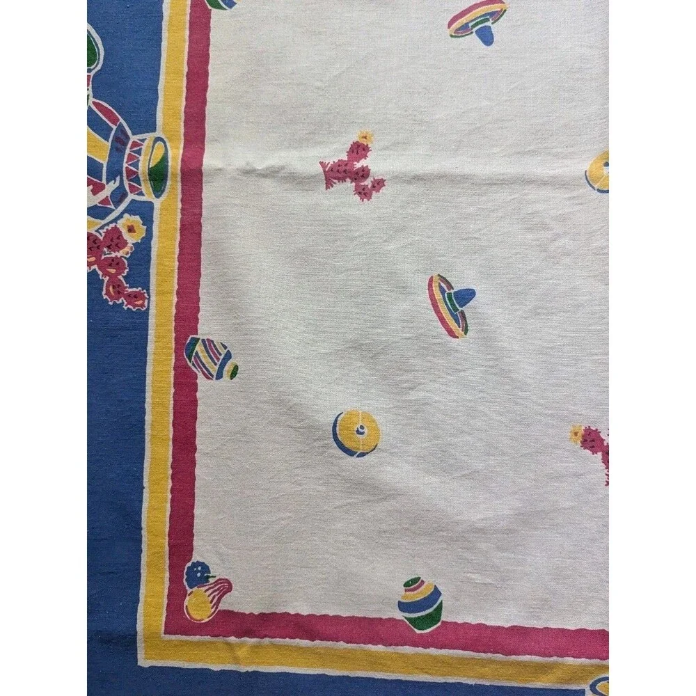 Vtg Startex Southwest Mexico Printed Tablecloth Sombrero Cactus Pottery 50x46